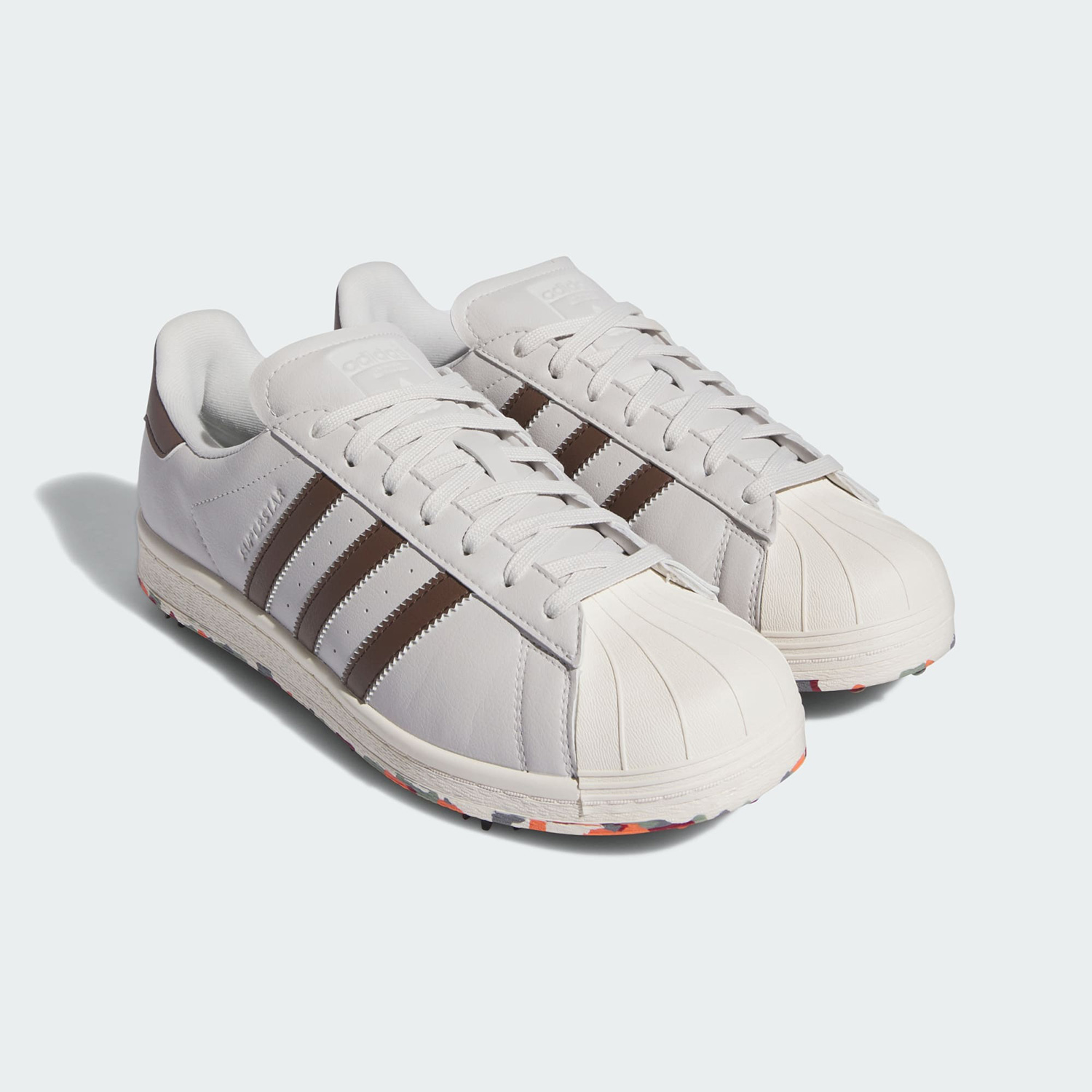 รองเท้ากอล์ฟกีฬาผู้ชายอาดิดาส  - Adidas Shoes Superstar บทวิจารณ์และราคา