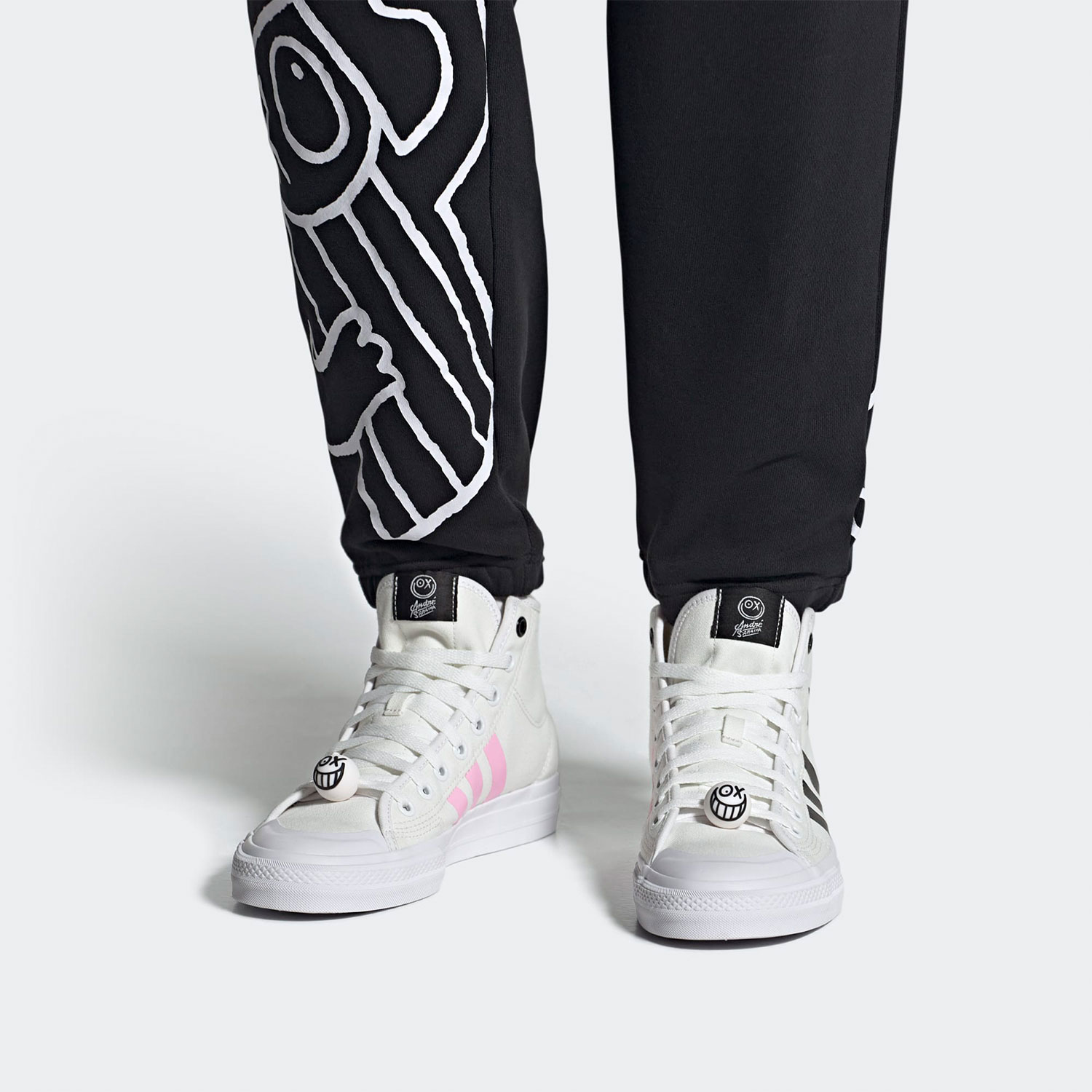 รองเท้าผ้าใบ Adidas Superstar  - Adidas Shoes Superstar บทวิจารณ์และราคา
